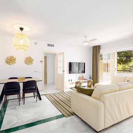 Marbella Playa Residencial Con Piscina Apartman Kültér fotó