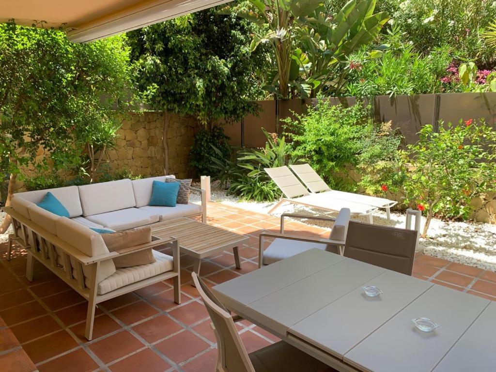 Marbella Playa Residencial Con Piscina Apartman Kültér fotó