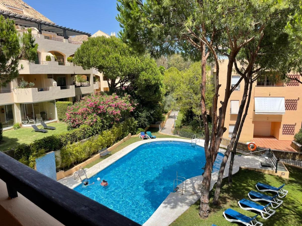 Marbella Playa Residencial Con Piscina Apartman Kültér fotó