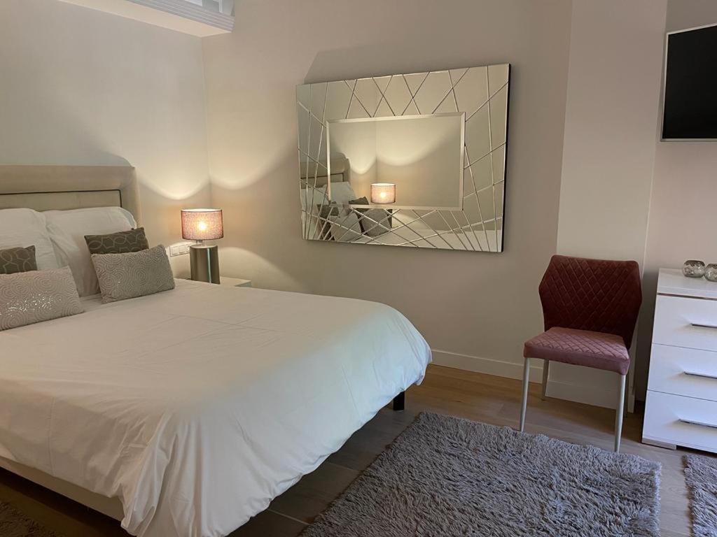 Marbella Playa Residencial Con Piscina Apartman Kültér fotó