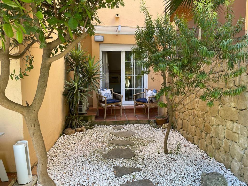 Marbella Playa Residencial Con Piscina Apartman Kültér fotó