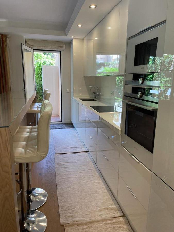 Marbella Playa Residencial Con Piscina Apartman Kültér fotó