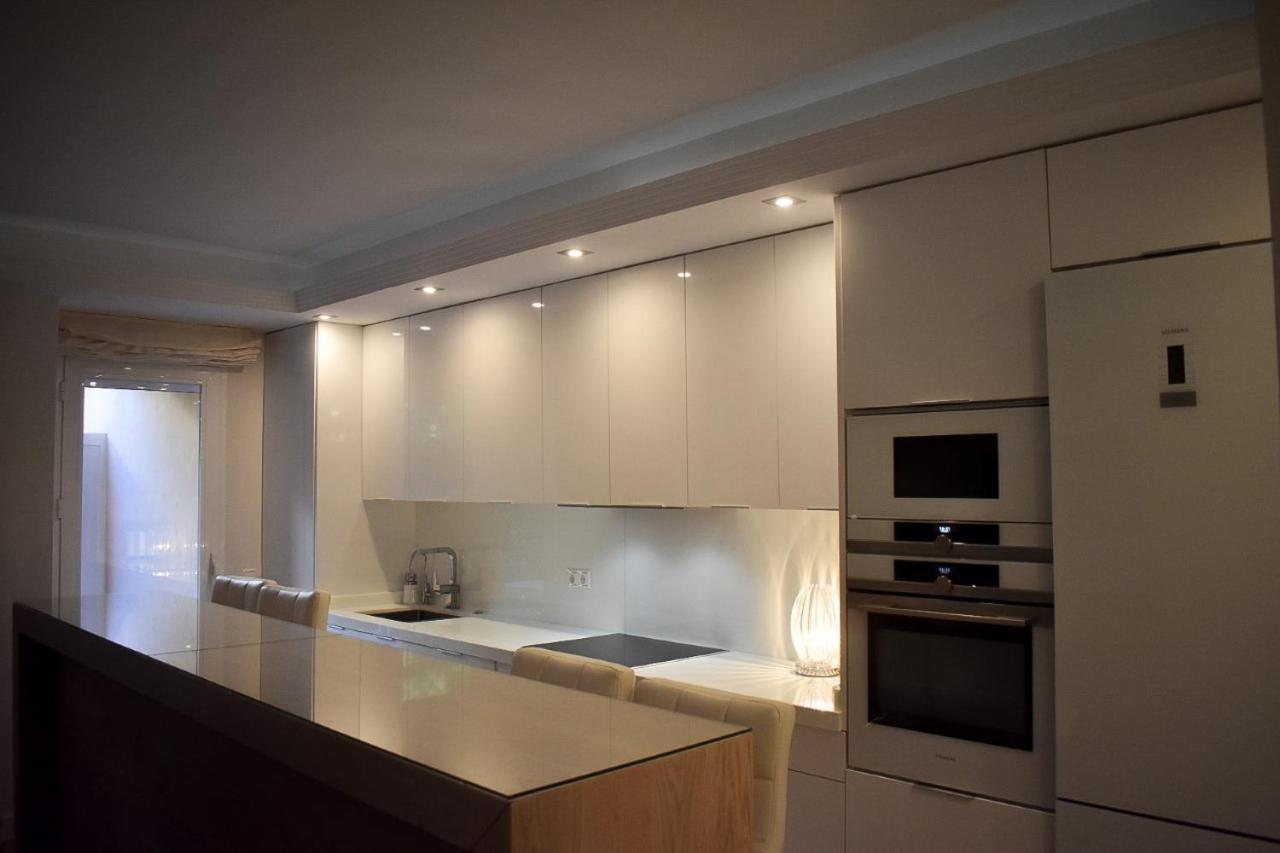Marbella Playa Residencial Con Piscina Apartman Kültér fotó